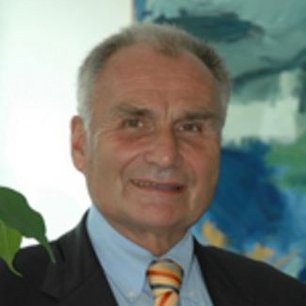 Dr. Jörg Twenhöven